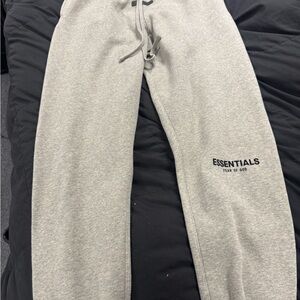 Essentials Fear of God Gray Sweatpants ~ dark oat